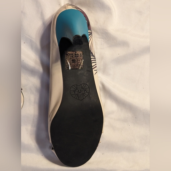 Modcloth TUK Peacock Peep Heels, sz 10 - Picture 2 of 3